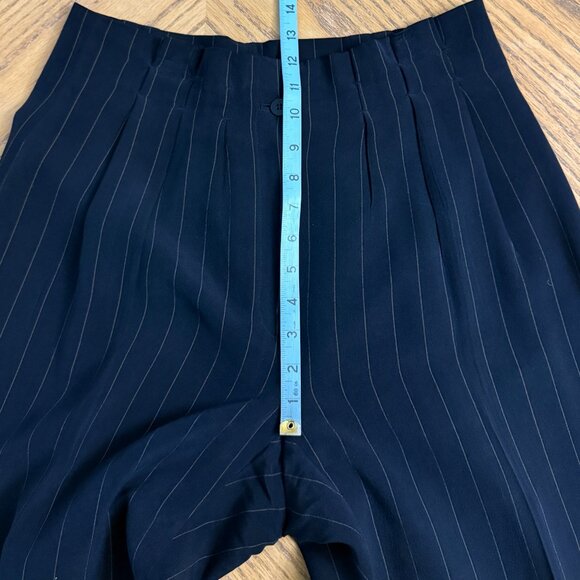 Liz Claiborne 2 Piece Pinstripe Silk Pant Suit Set Size 10 - Picture 11 of 16